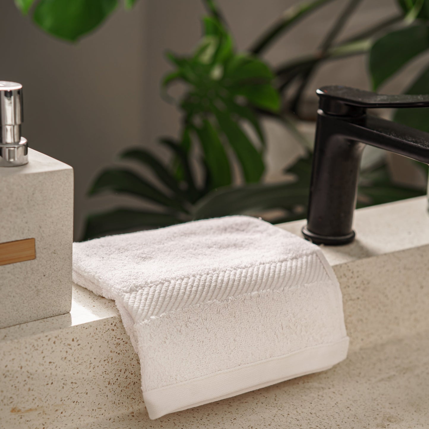 Terry Saloon / Barber Towel - 100% ELS Cotton